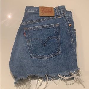 Levi’s shorts
